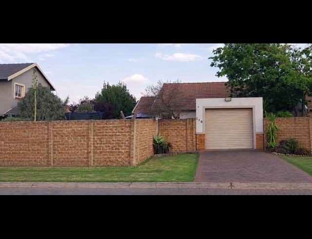 2 BEDROOM PROPERTY TO RENT IN POMONA